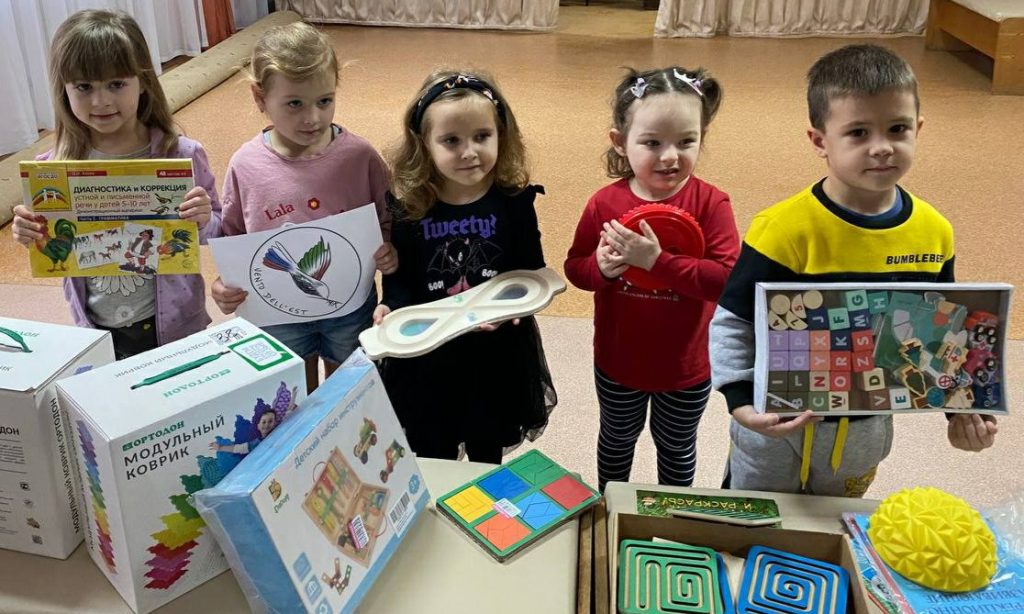 Donazione giocattoli scuola Lugansk